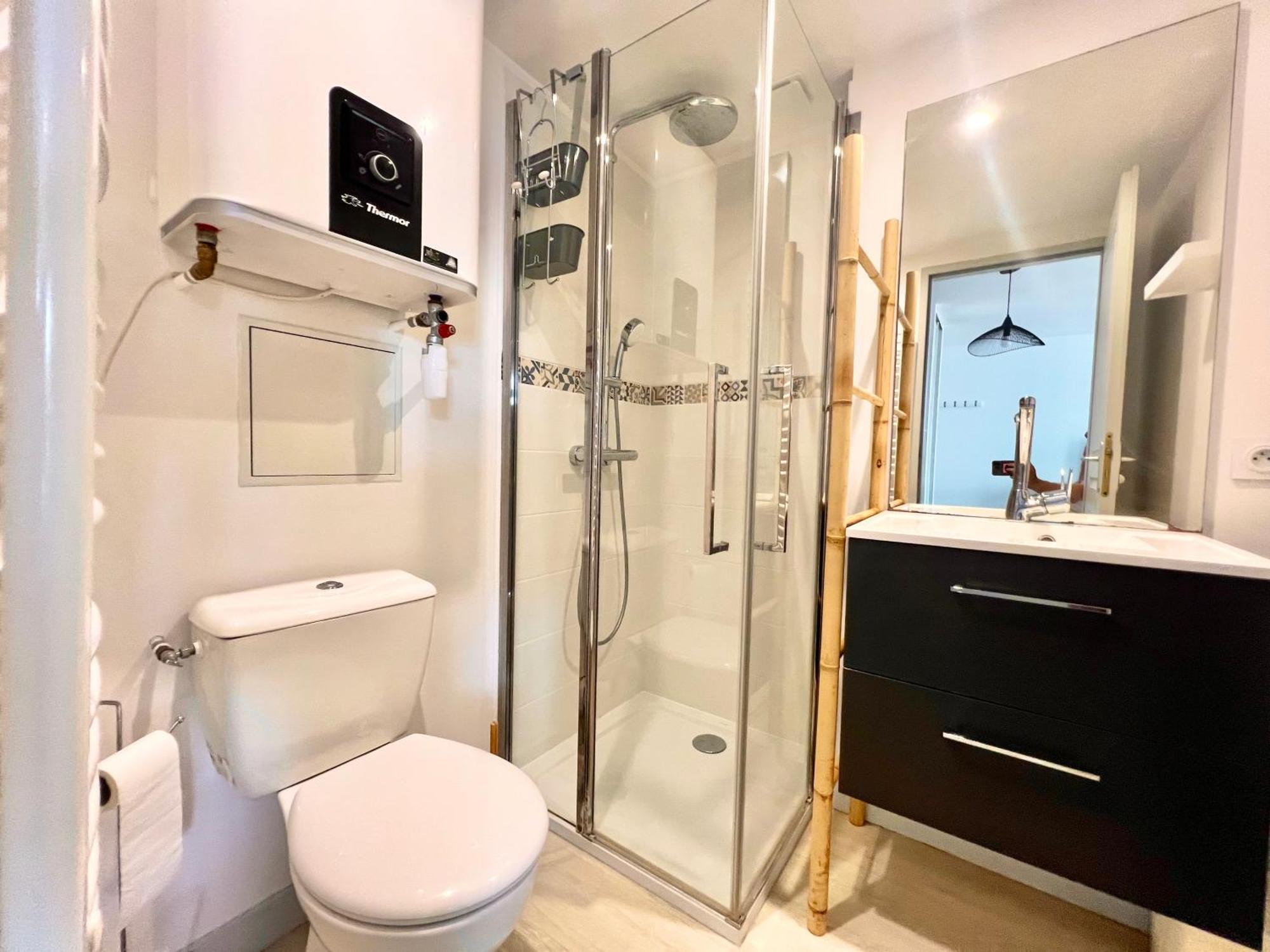 Repaire Central - Chic & Moderne - Wifi Gratuit - Parfaitement Equipe - Centre-Ville Historique Ла-Рошель Екстер'єр фото